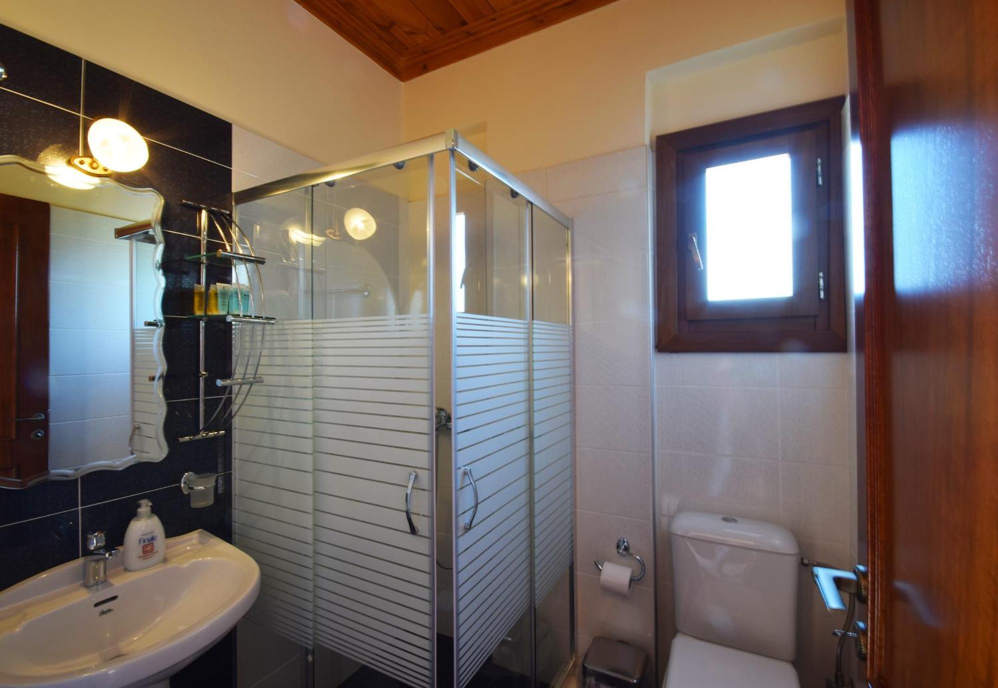 Driopes Villas โคโรนิ ภายนอก รูปภาพ