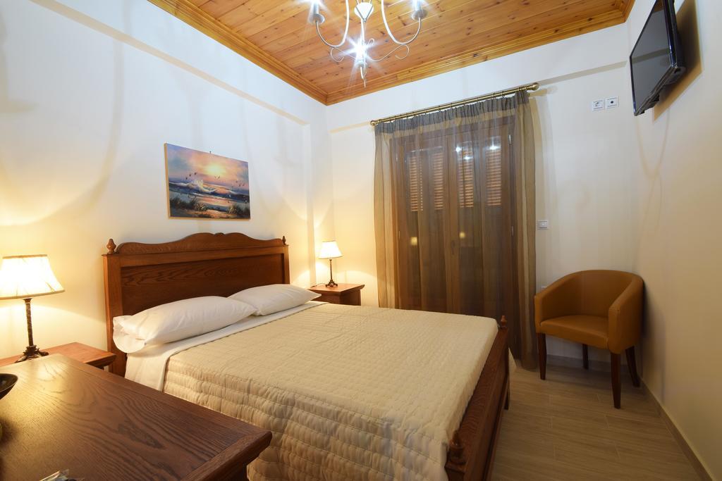 Driopes Villas โคโรนิ ภายนอก รูปภาพ