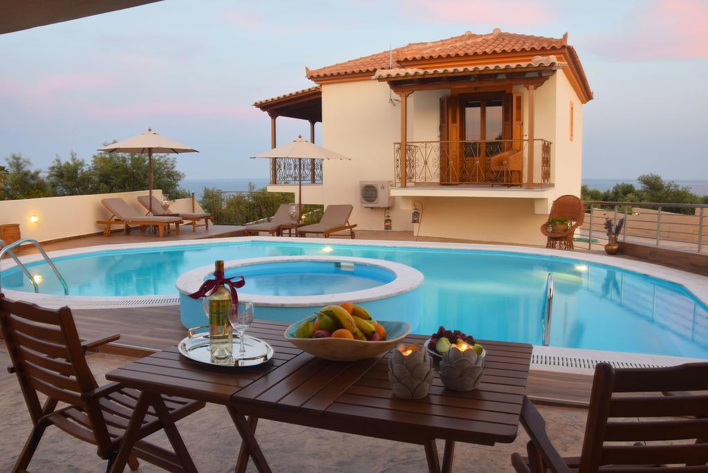 Driopes Villas โคโรนิ ภายนอก รูปภาพ