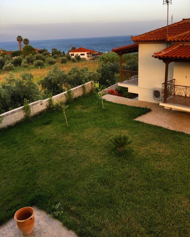 Driopes Villas โคโรนิ ภายนอก รูปภาพ